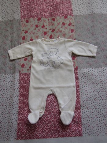 Pyjama velours jaune pale taille naissance