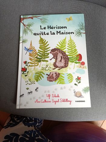 Le hérisson quitte la maison ulf shark