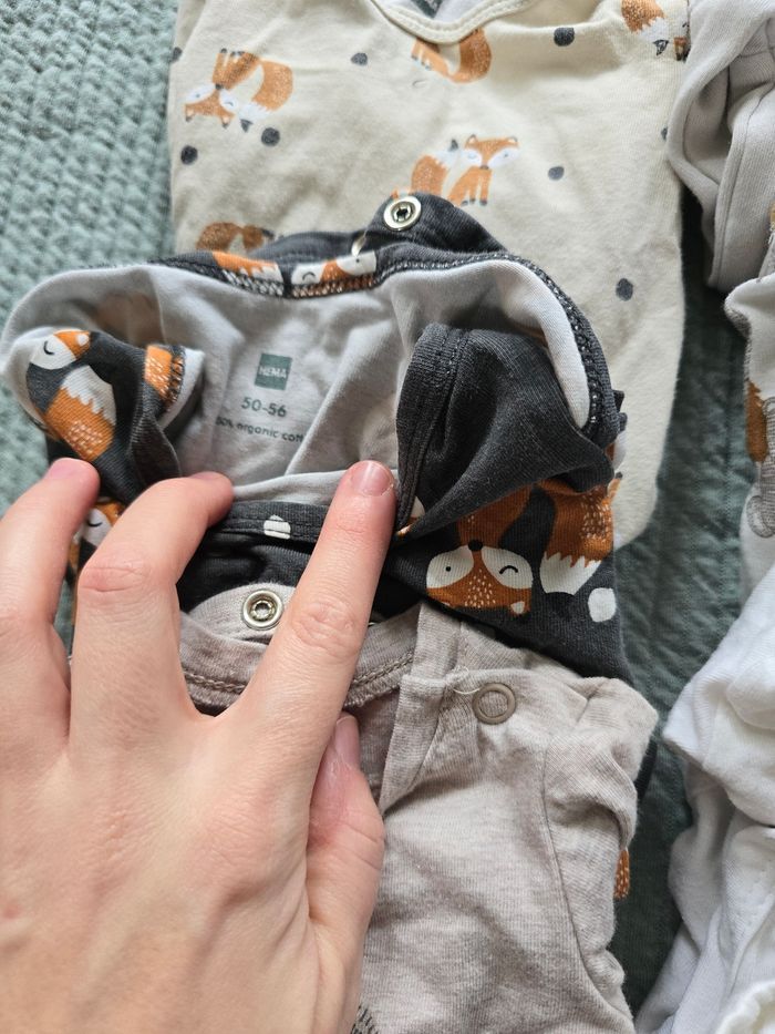 Vêtements lot garçon ou mixte 50-56 0-1mois toutes marques - photo numéro 3