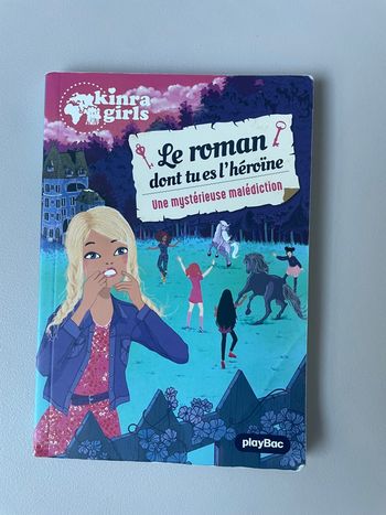 Roman jeunesse - kinra girls - une mystérieuse malédiction