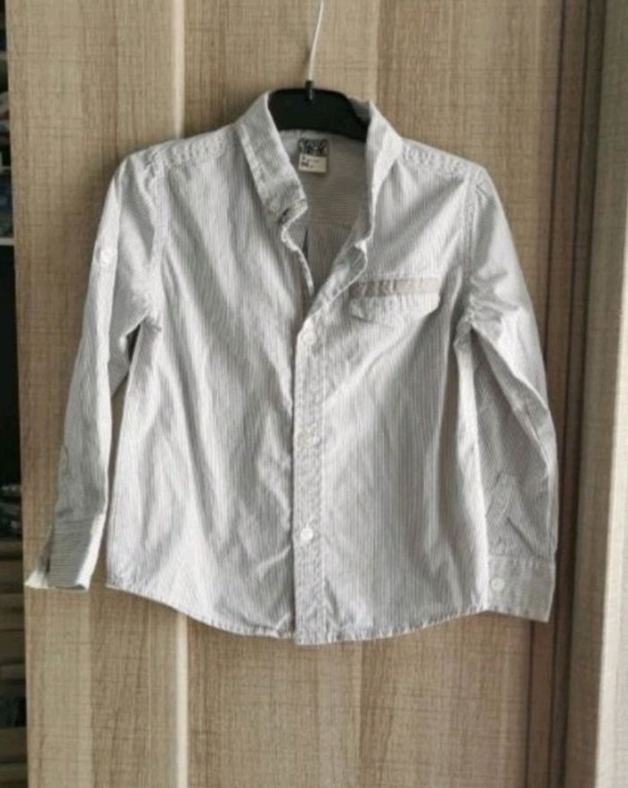 Très jolie chemise garçon 3 ans