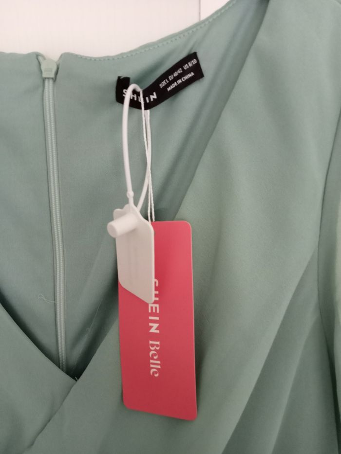 Robe de cérémonie - photo numéro 3