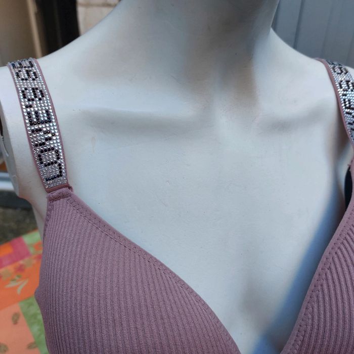 Superbe brassière neuve - photo numéro 4