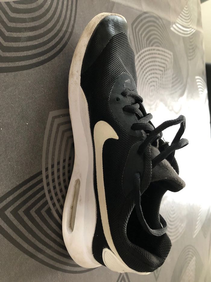 Nike air 37,5 noir - photo numéro 3