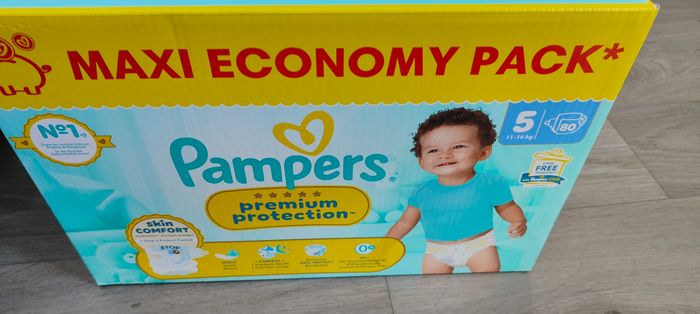 Couche pampers taille05