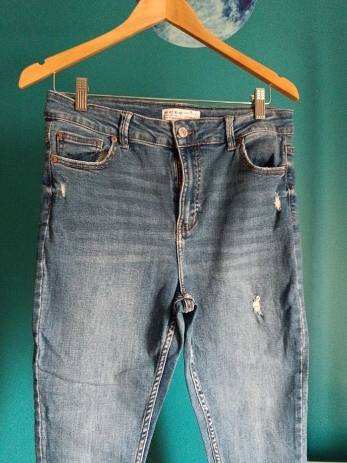 Jeans neuf - photo numéro 2