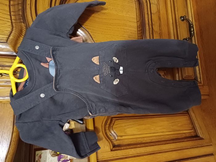 ensemble pantalon-salopette-sweat pour garçons Taille 6 mois - photo numéro 2