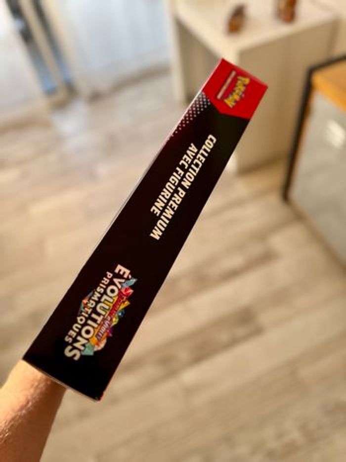 [NEUF] Coffret Pokémon collection premium figurine EV8.5 - photo numéro 8