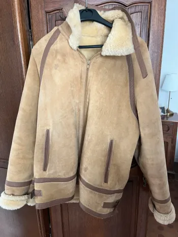 Manteau en laine de mouton véritable