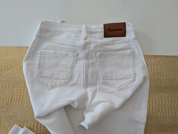 Jean façonnable - Taille 25 - Neuf avec étiquette - Valeur 150€ - photo numéro 3