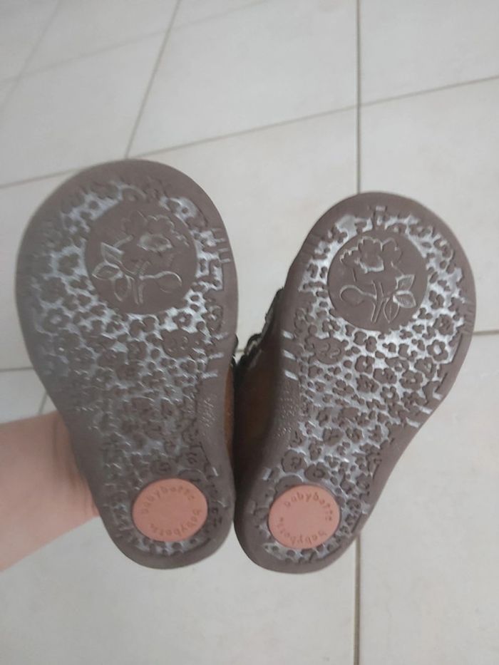 Chaussures de marche avec scratchs pour fille Babybotte taille 22 (78) - photo numéro 4