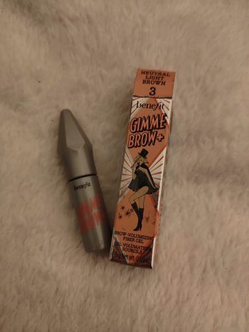 Crayon sourcil benefit gimme brow+ 3