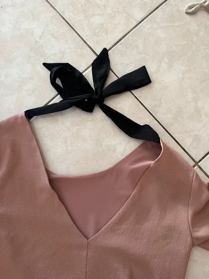 Robe rose poudré Jelybee – Taille M/L – avec nœud noir - photo numéro 2