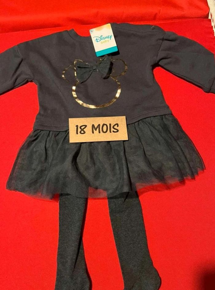 Robe  bébé fille Disney baby  Minnie  18  mois  neuve  fêtes Noël  nouvel  an