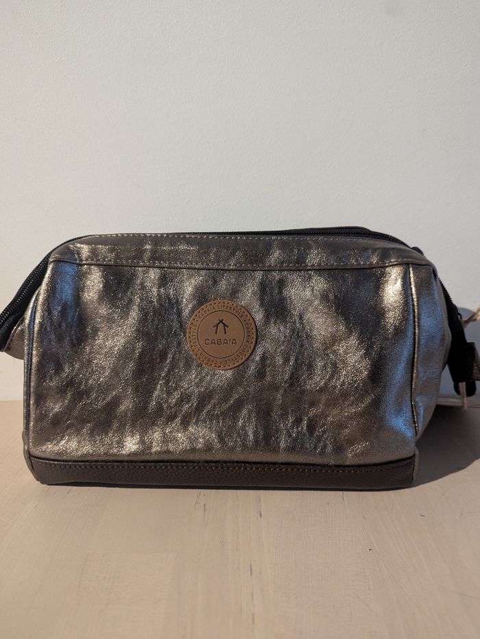 Cabaia Travel Kit Louis Ville