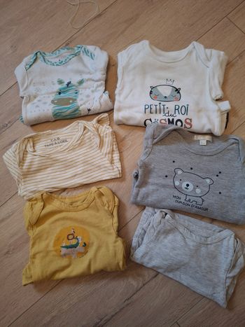 Lot bodies manches longues