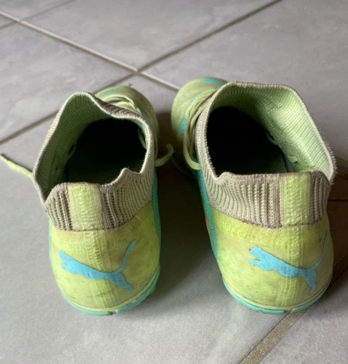 Chaussures de foot taille 35,5 - photo numéro 6
