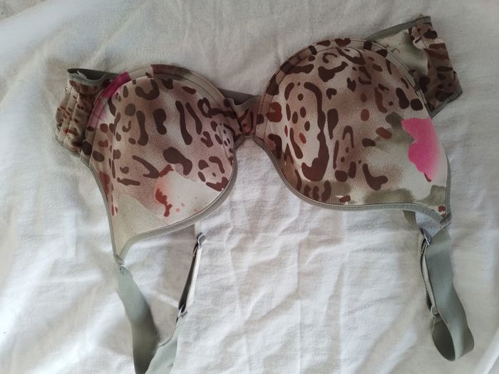 Soutien gorge - photo numéro 3