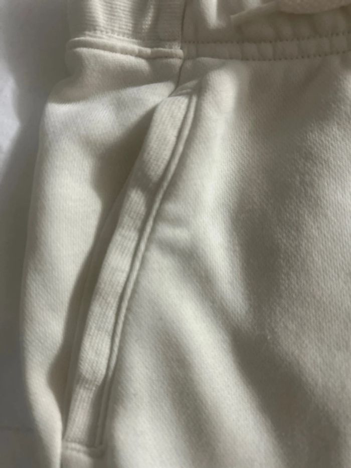 Short fille - photo numéro 4