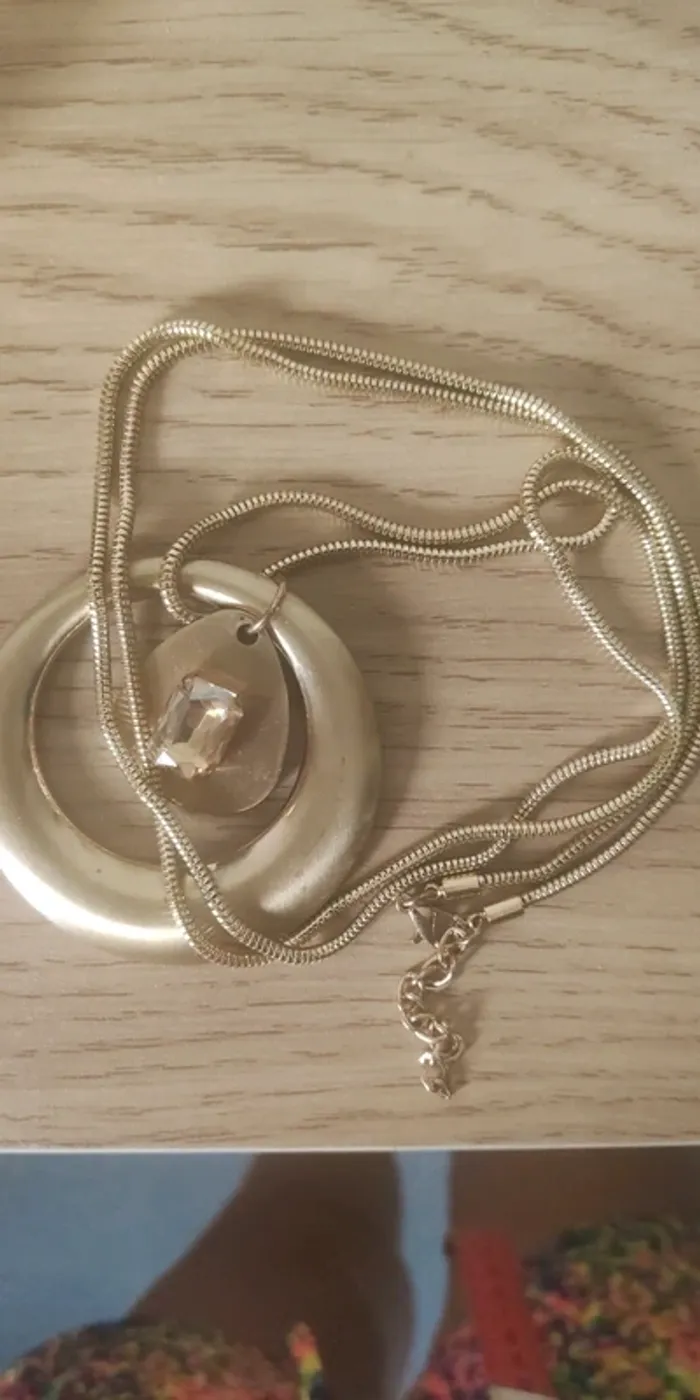 Ensemble collier et boucles d'oreilles - photo numéro 4