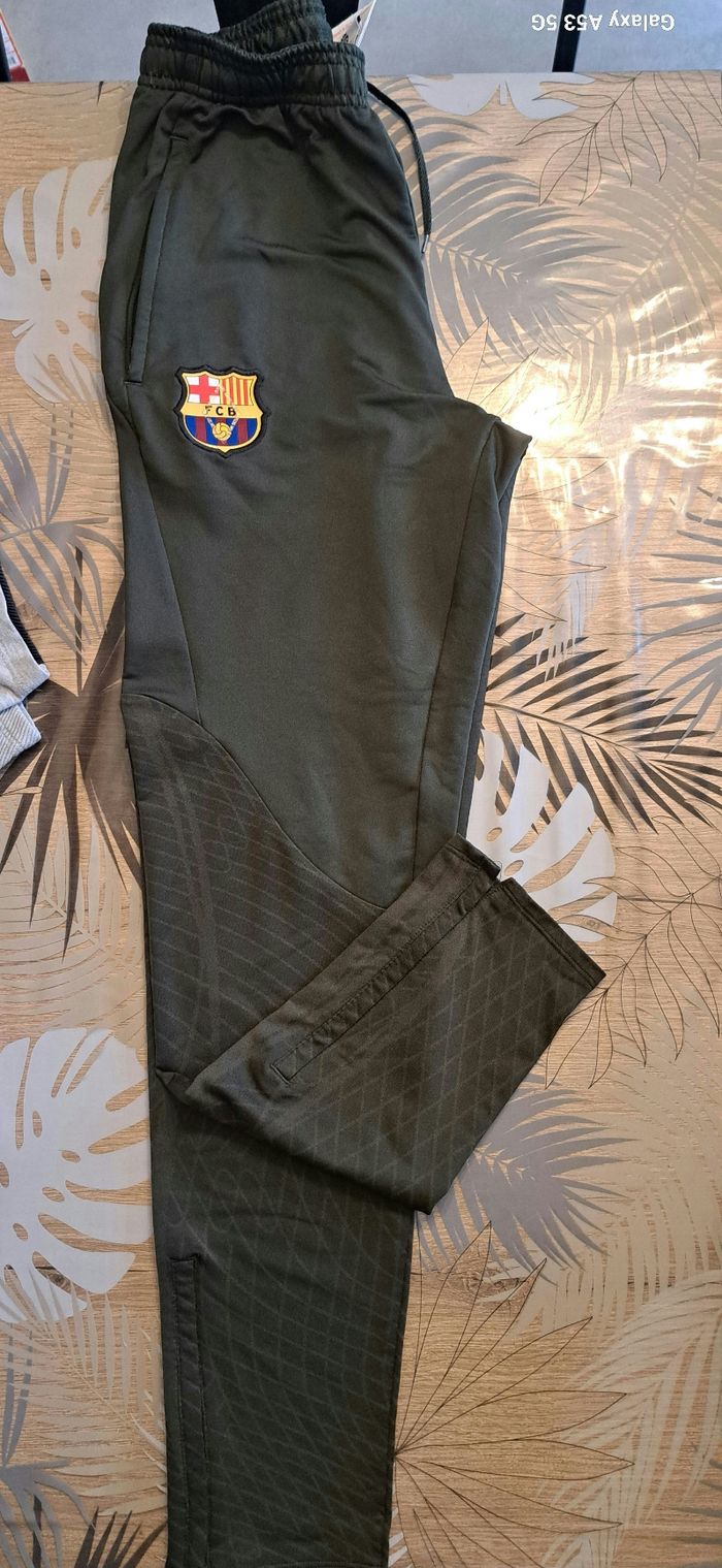 Jogging nike - photo numéro 2