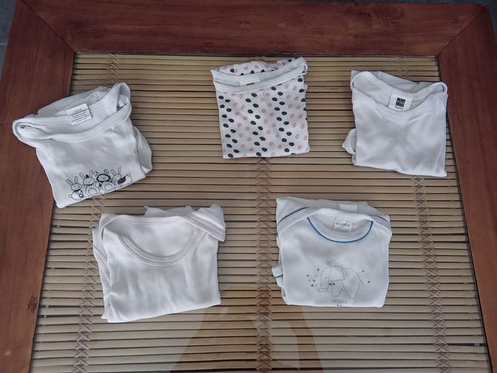 Lot de 5 bodys 36 mois