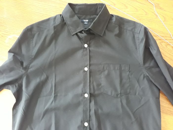 Chemise noire homme manches longues Kiabi  taille M  ( 39 – 40 ) - photo numéro 4
