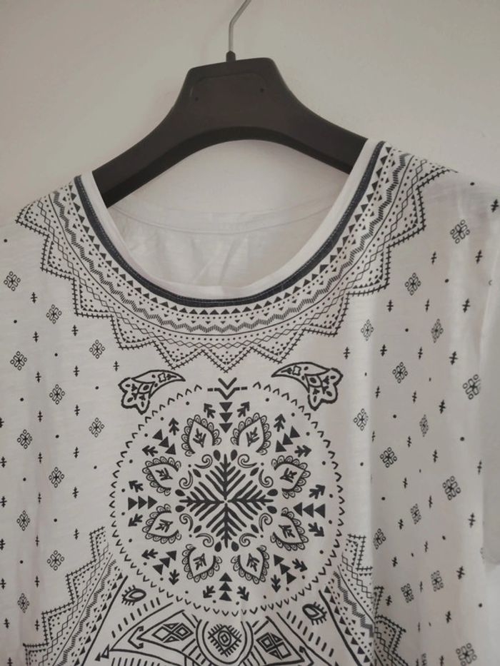 Tee-shirt sans marque 40 - photo numéro 2