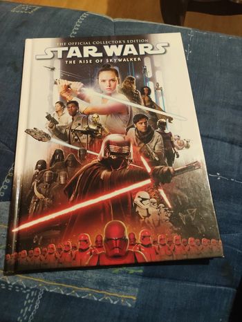 Artbook Star Wars The Rise of Skywalker collector (anglais)