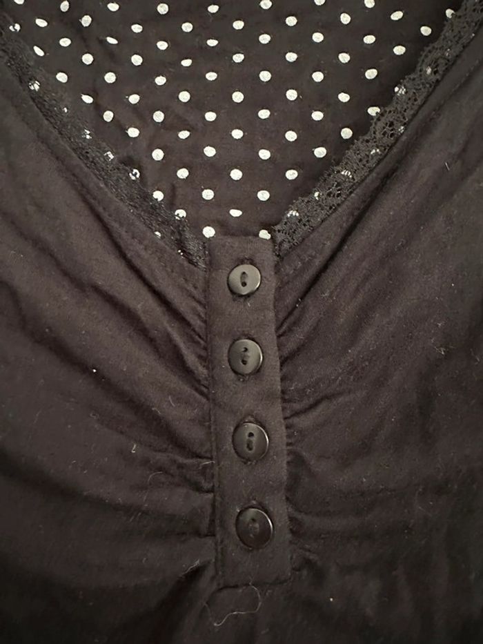 Tee shirt noir - photo numéro 2