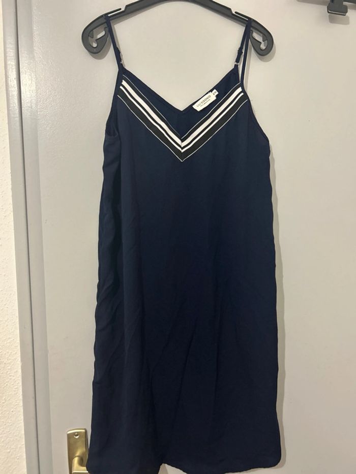 robe taille m/18ans