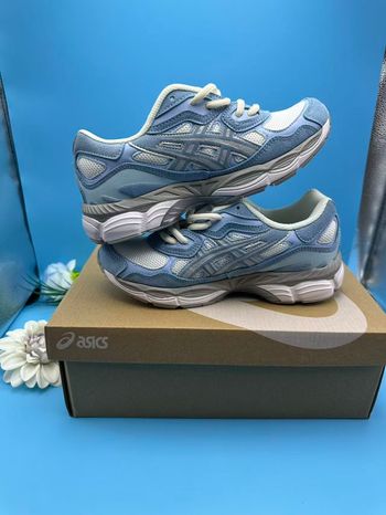 ASICS GEL-NYC Bleu -- Taille 36