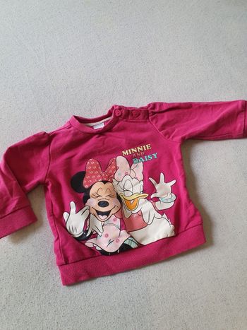 Pull Minnie en très bon état