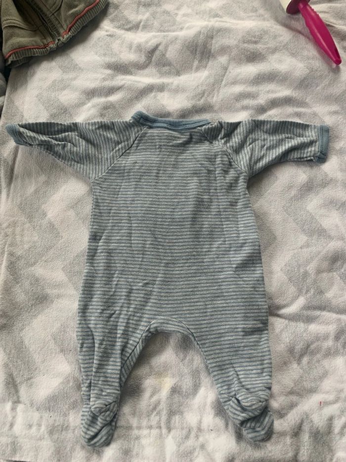 Pyjama 0 mois - photo numéro 2