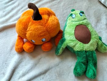 Peluche potimarron et avocat