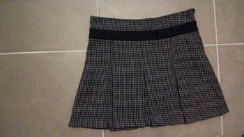 Jupe courte avec  plis chaude  T38 Camaieu