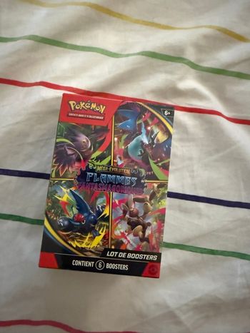 🔥 Bundle Pokémon – Méga Évolution Flamme Fantasmagorique EV02 🔥