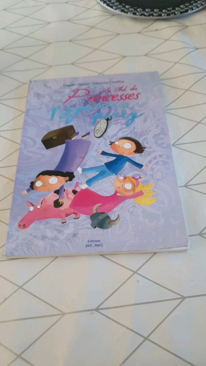 Livre le club des princesses pyjama party