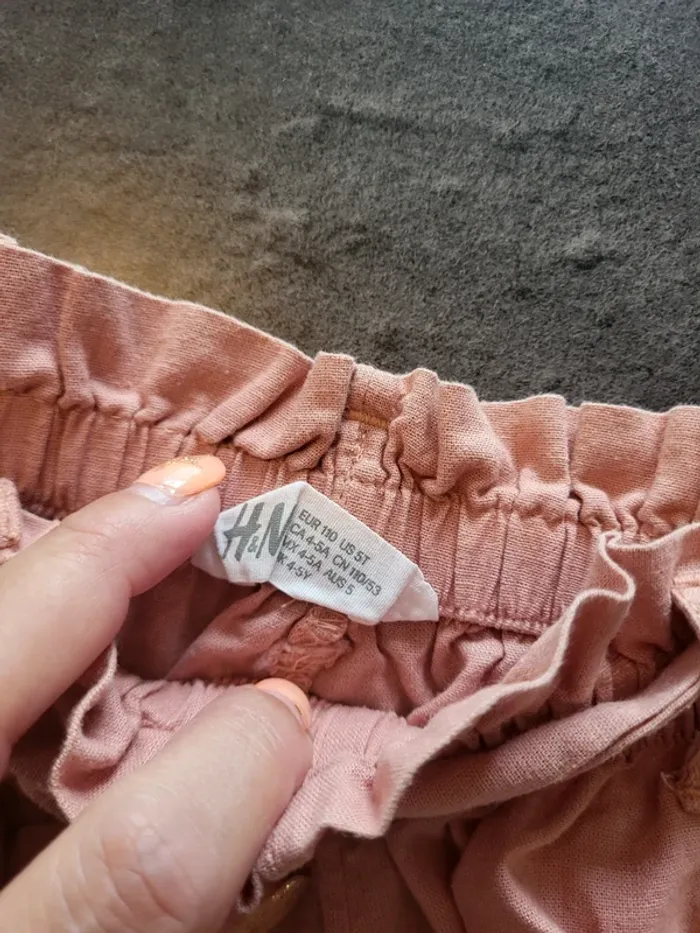 Short h&m 4/5 ans - photo numéro 2