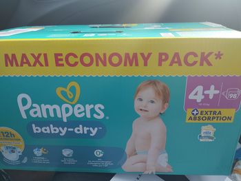 Pampers taille 4+