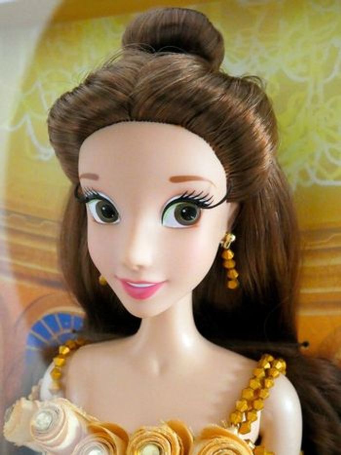 Poupée édition limitée LE Belle Disney NEUVE - photo numéro 4