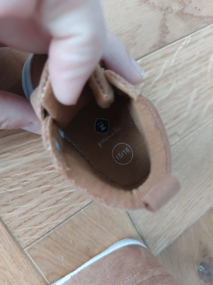 Chaussures bébé - photo numéro 4