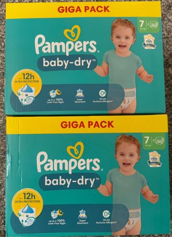 2 carton de couches Pampers taille 7