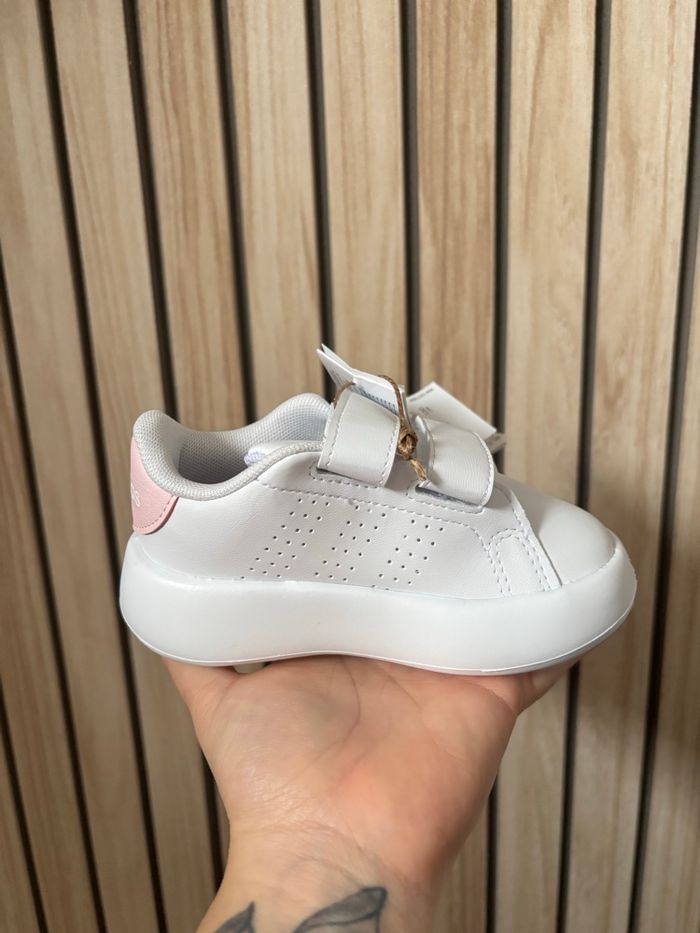 💗 Adidas Advantage CF I – Bébé – Pointure 23 - photo numéro 7