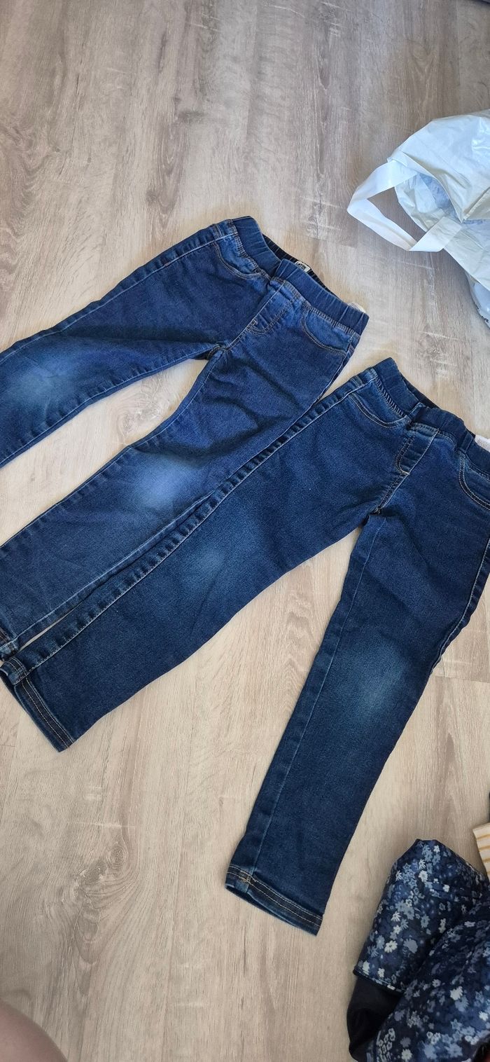 Lot pantalon + un legging puma - photo numéro 5