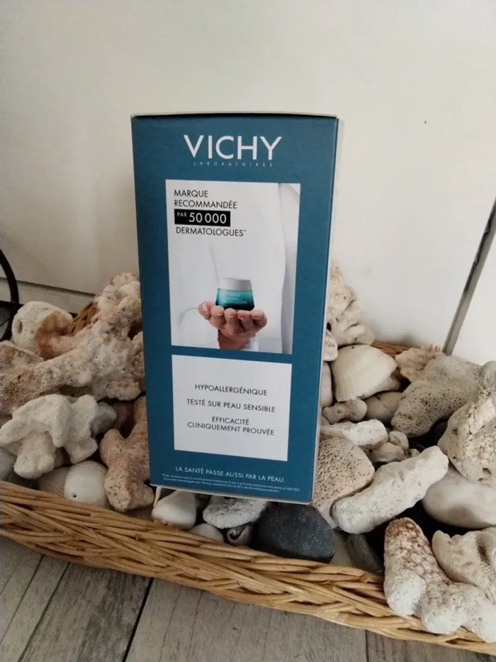 Un sérum + crème hydratante, minéral 89, vichy  neuve - photo numéro 2