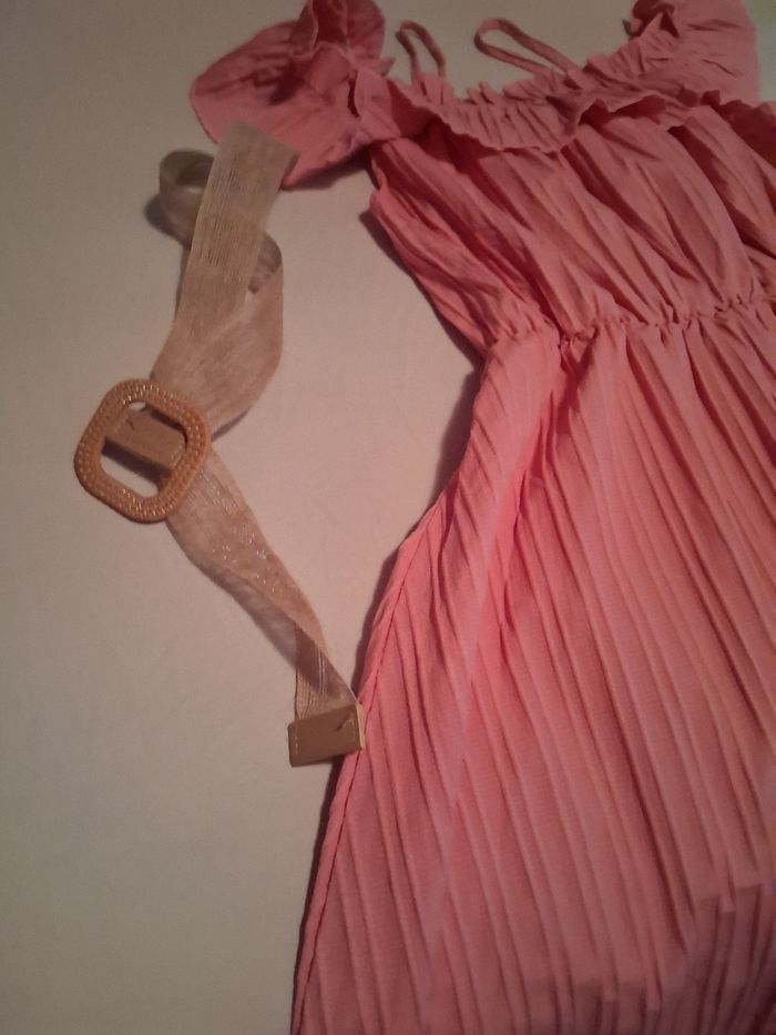 Robe d’été très élégante - photo numéro 2