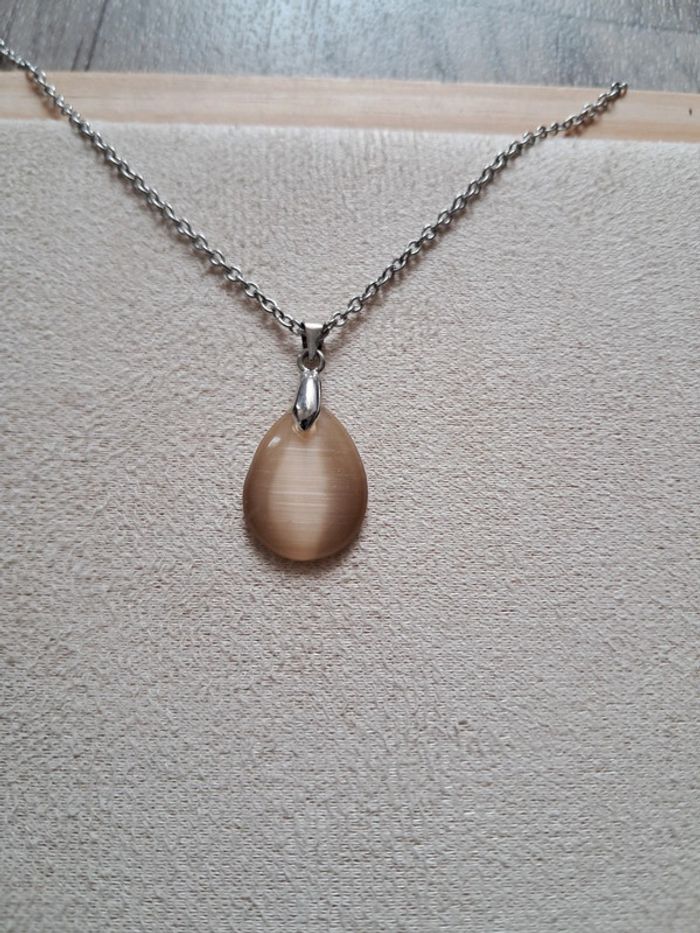 Collier oeil de chat marron