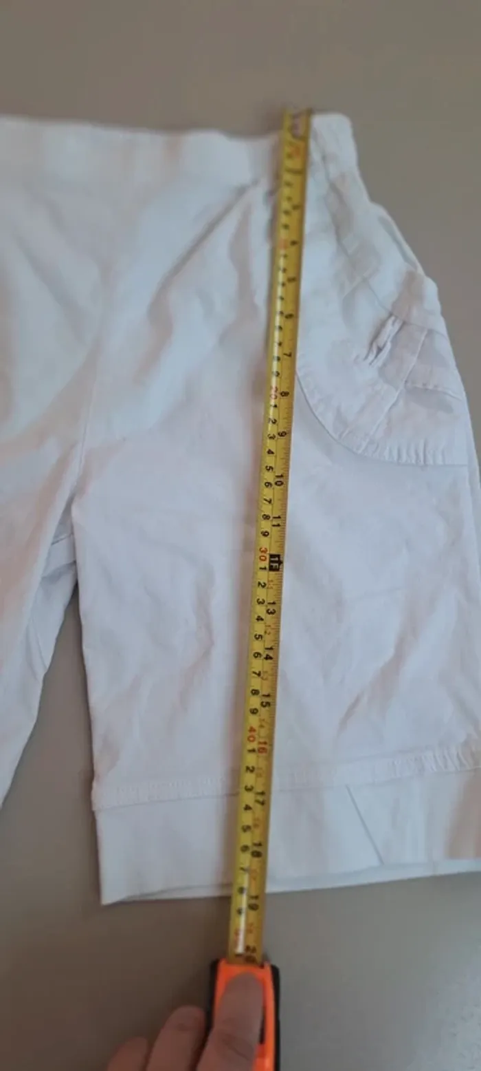 Bermuda blanc, taille 3 - photo numéro 4
