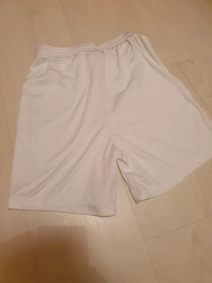 Short blanc - photo numéro 4